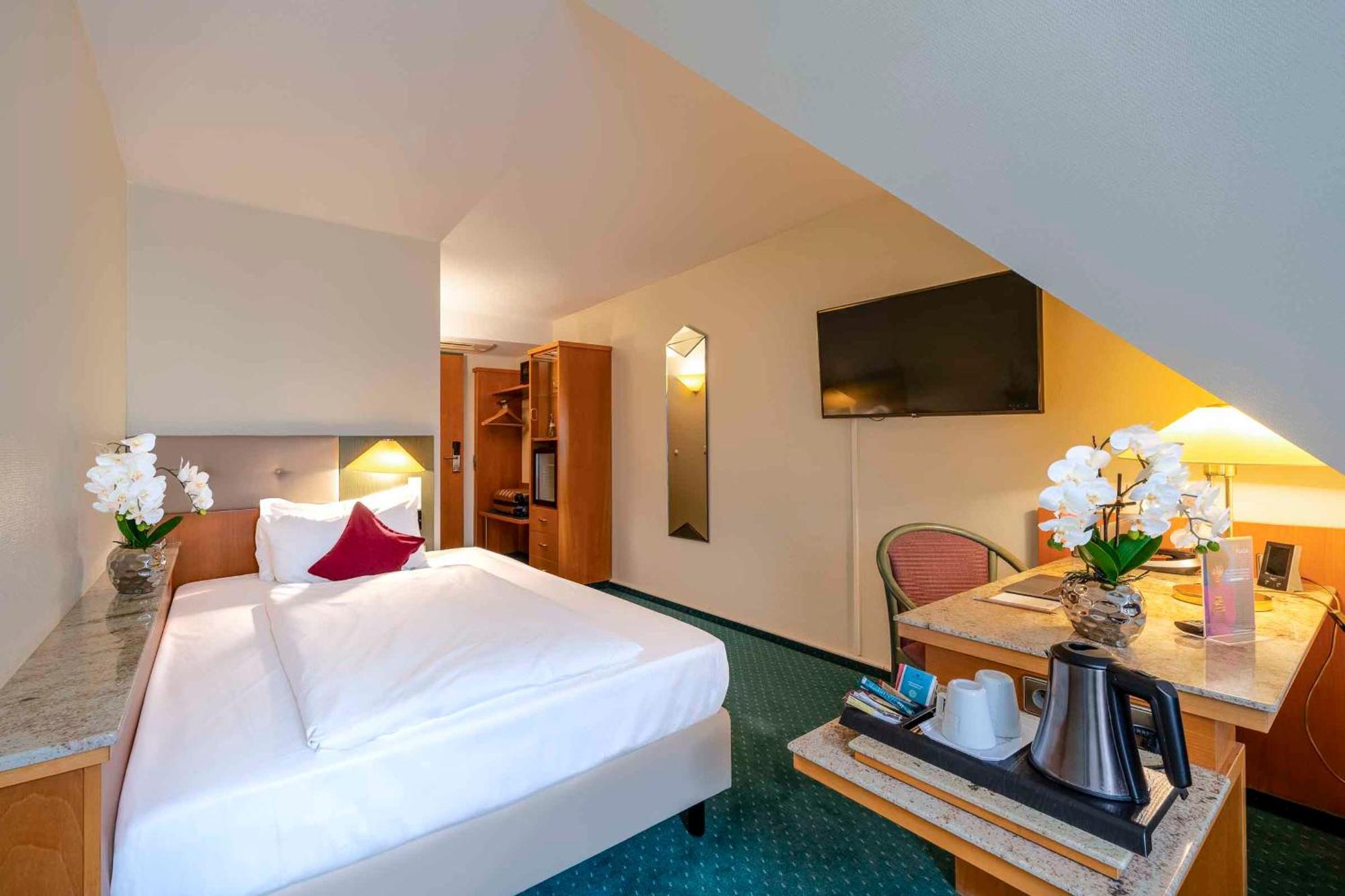 Plaza Inn Blankenburg Ditzingen, Sure Hotel Collection 외부 사진